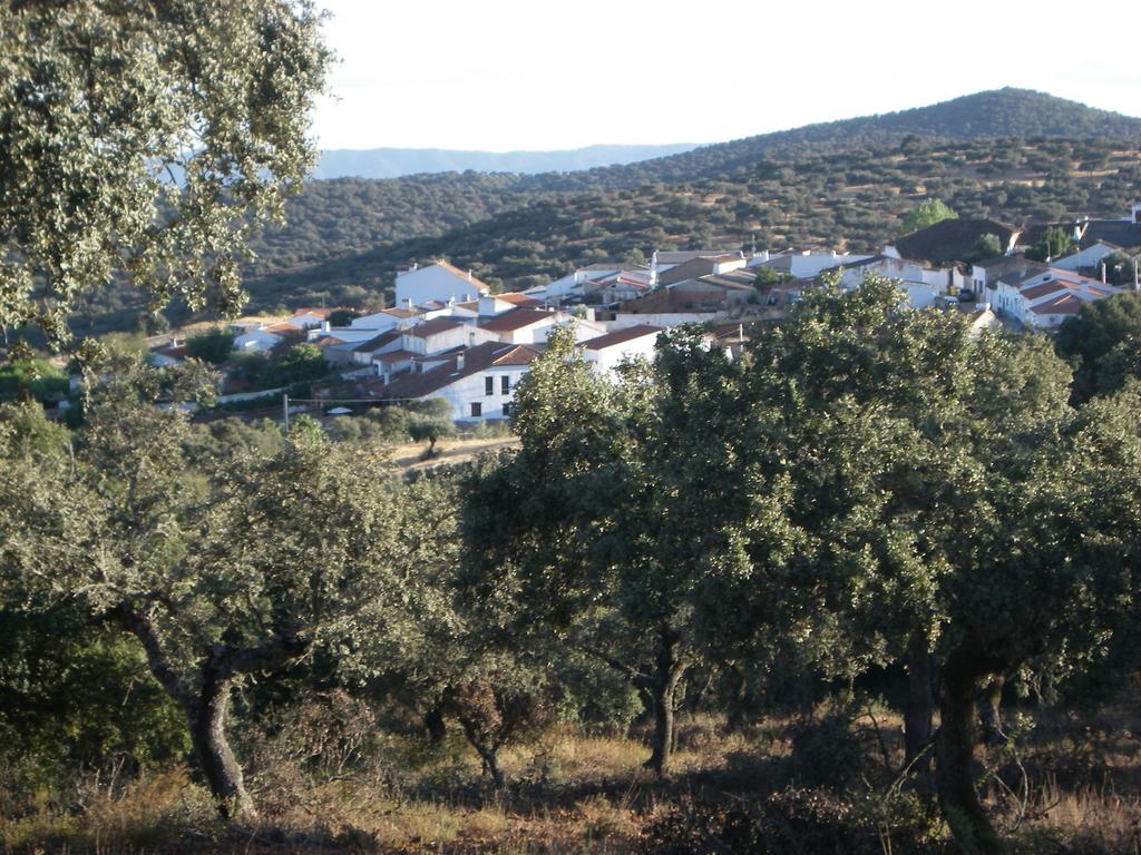 El Alcornocal Casa Rural El Trillo旅馆 外观 照片